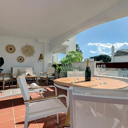 Apartman Stylish In Aloha Royal *