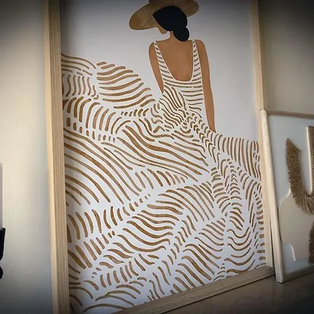 Stylish In Aloha Royal