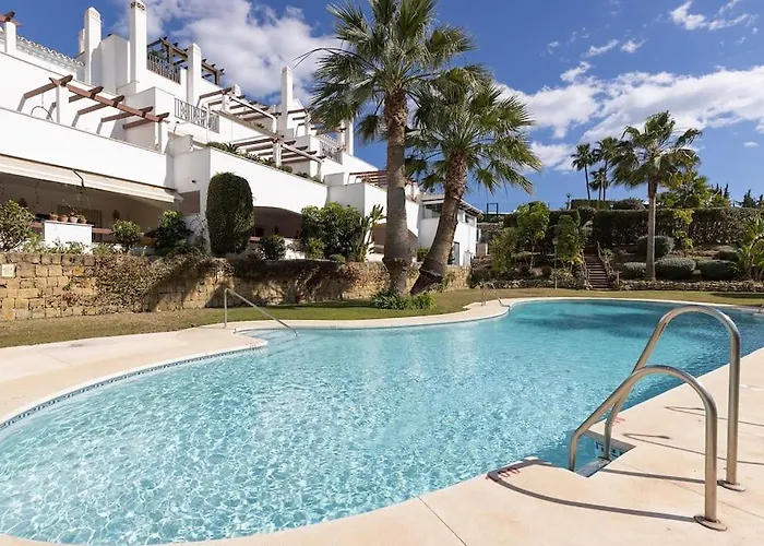 Stylish In Aloha Royal Apartament