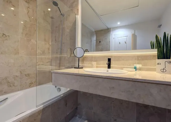 Stylish In Aloha Royal *